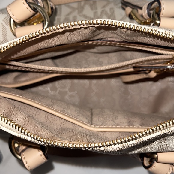 Michael Kors Grayson Signature Canvas and Leather Boston Bag - Picture 6 of 6